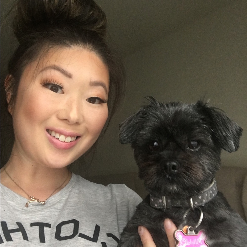 Meet your Posher, Nicole